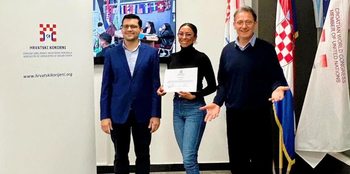 411143962_210983405393615_4889624543465882996_n