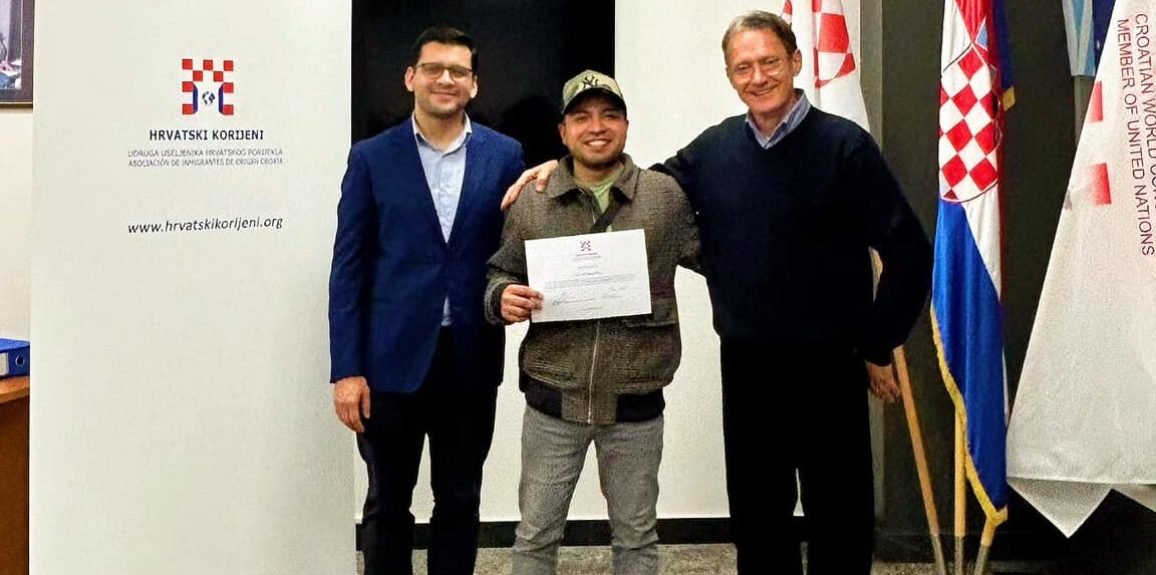 411171124_210983515393604_4931146318568418727_n