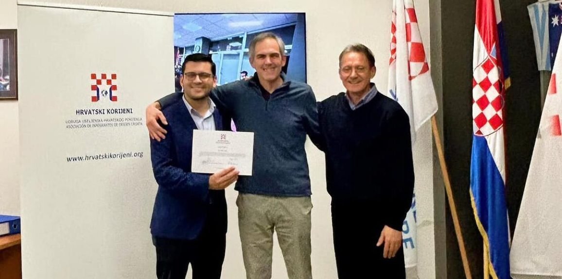 411190583_210983542060268_5761143641142341903_n