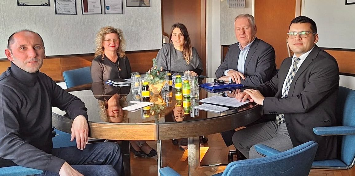 WhatsApp Image 2024-12-17 at 14.19.01